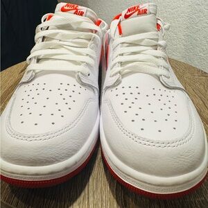 Air Jordan 1 Retro Low OG "University Red"
